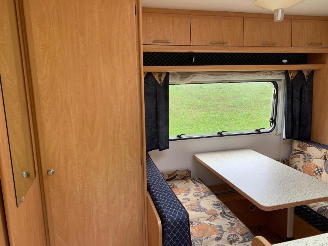 Revier Caravan-Ig Und Cool Hatzingen Buitenkant foto