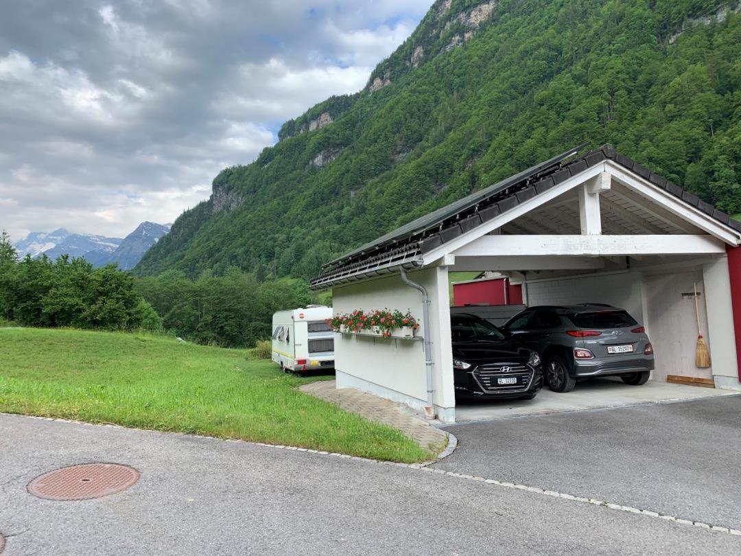 Revier Caravan-Ig Und Cool Hatzingen Buitenkant foto