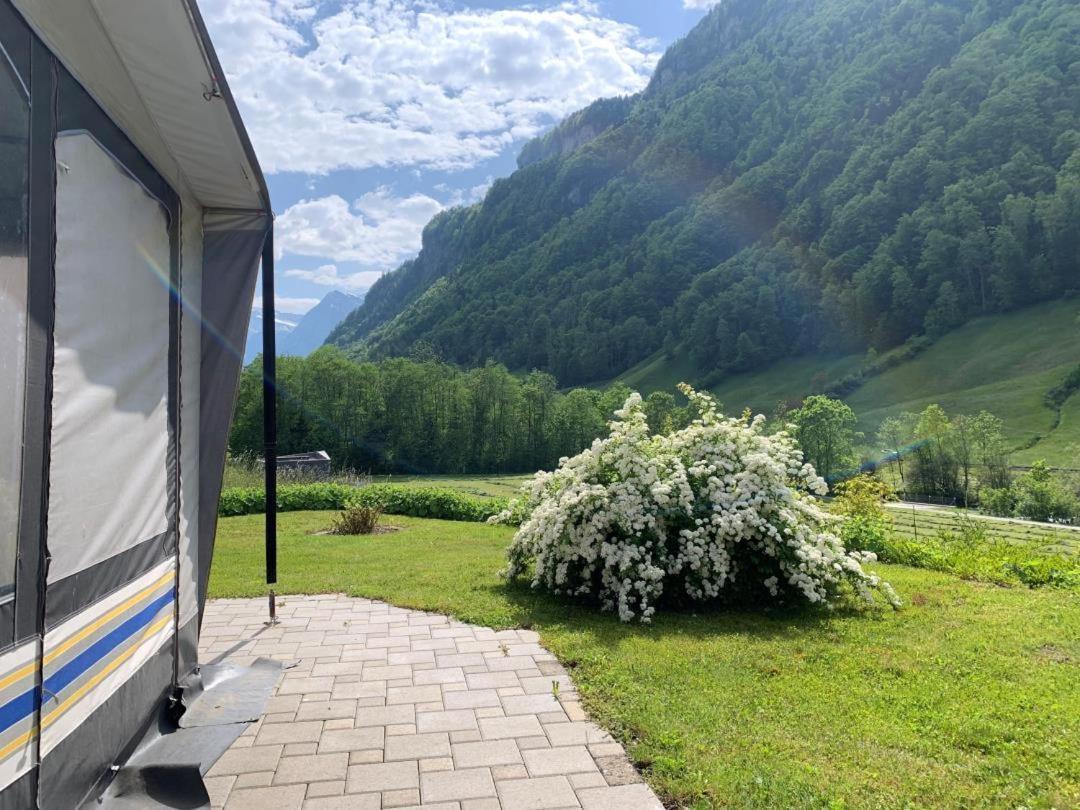 Revier Caravan-Ig Und Cool Hatzingen Buitenkant foto